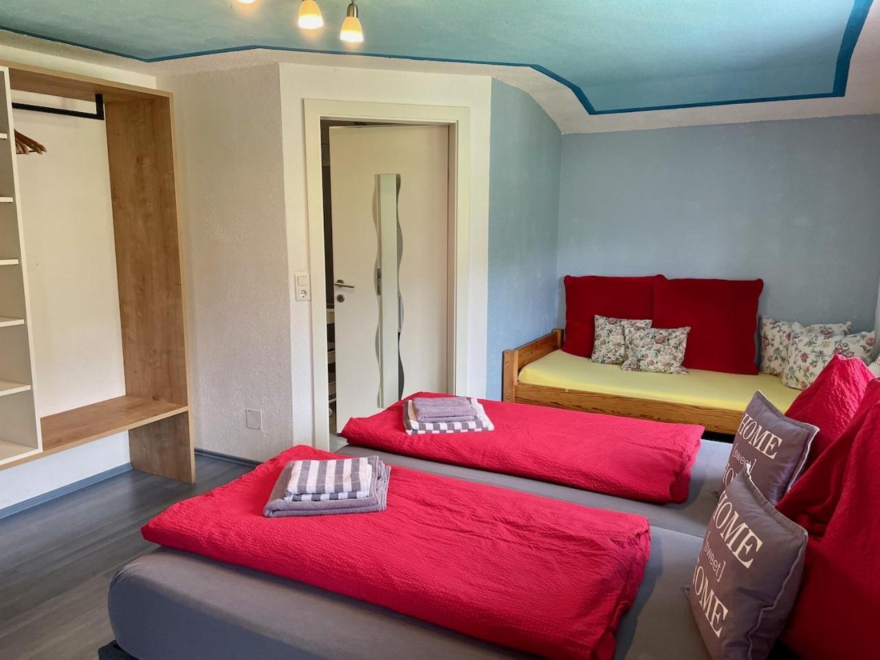ホテル Casa Montana ニーダーンジル 部屋 写真