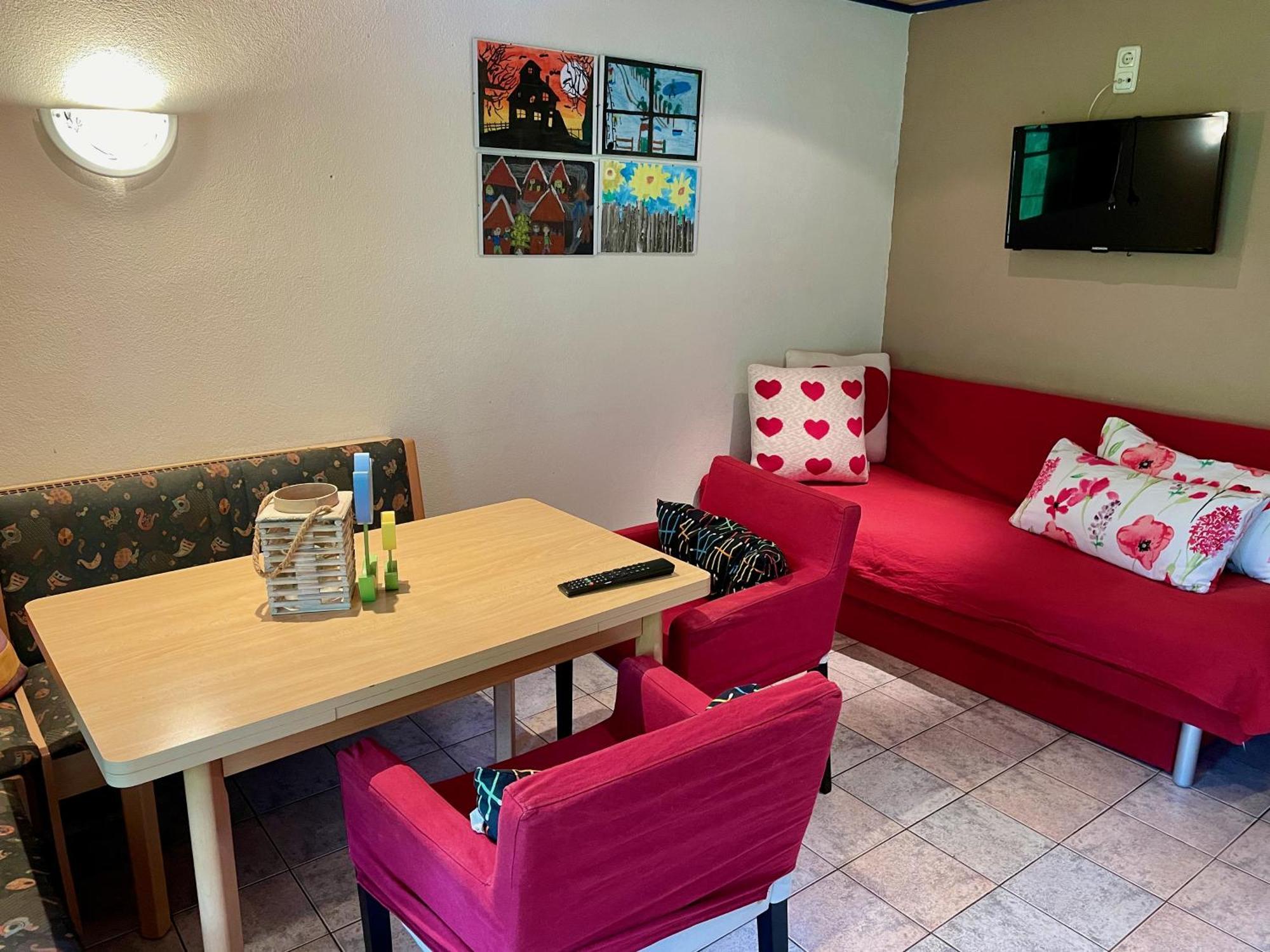 ホテル Casa Montana ニーダーンジル 部屋 写真